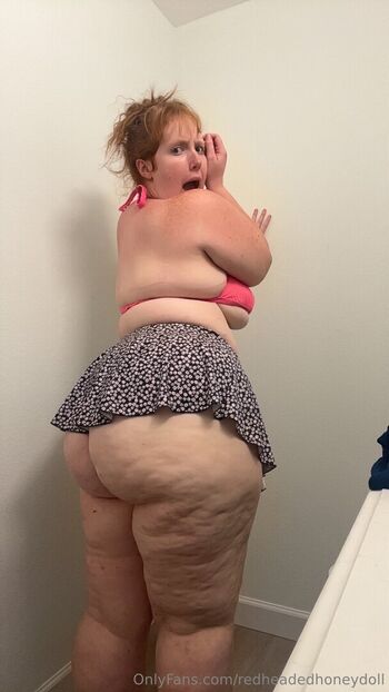 redheadedhoneydoll