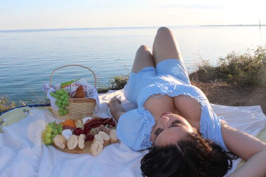 Full leaked Reemarochelle private onlyfans photo