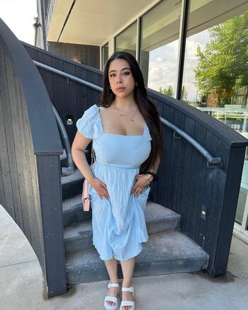 Full leaked Reemarochelle private onlyfans photo