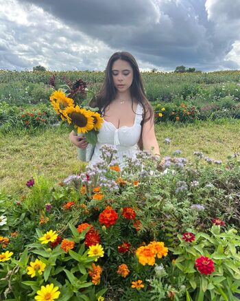 Full leaked Reemarochelle private onlyfans photo