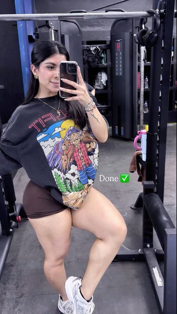 Full leaked Reenyfit private onlyfans photo