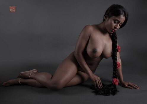 Full leaked Retrousse tits private onlyfans photo