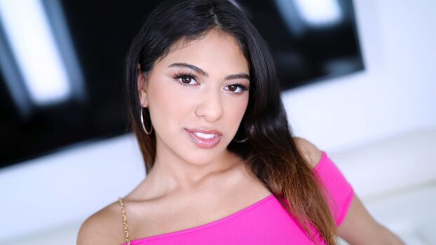 Full leaked Reyna belle private onlyfans photo