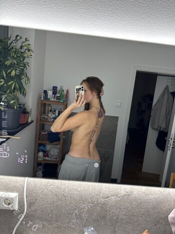 Full leaked Rhetsina private onlyfans photo