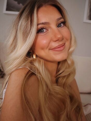 Full leaked Rianabailey private onlyfans photo