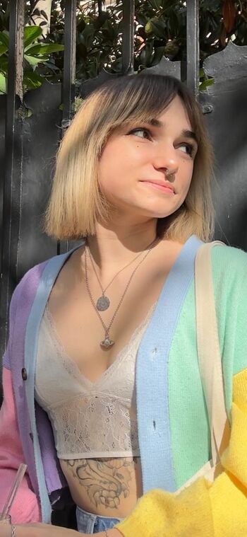 Full leaked Ribie private onlyfans photo
