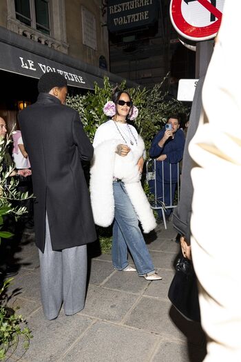 Full leaked Rihanna  page private onlyfans photo