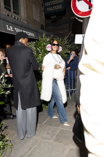 Full leaked Rihanna  page private onlyfans photo
