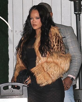 Full leaked Rihanna  page private onlyfans photo