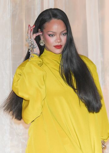 Full leaked Rihanna  page private onlyfans photo