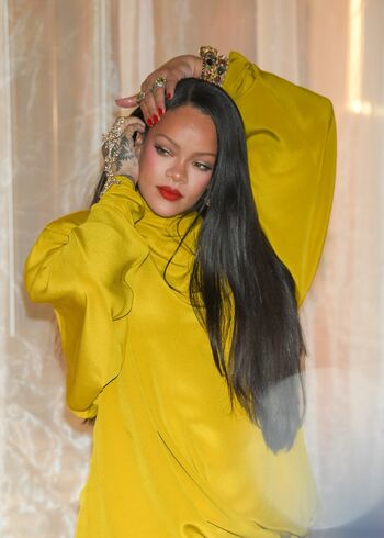Full leaked Rihanna  page private onlyfans photo