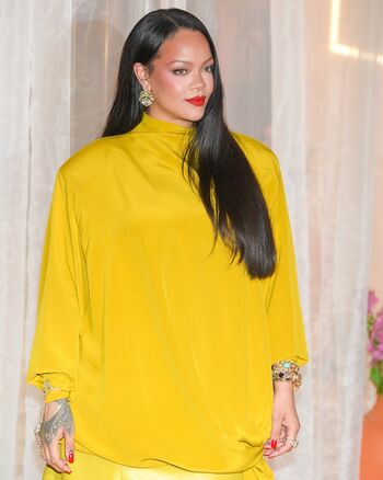 Full leaked Rihanna  page private onlyfans photo