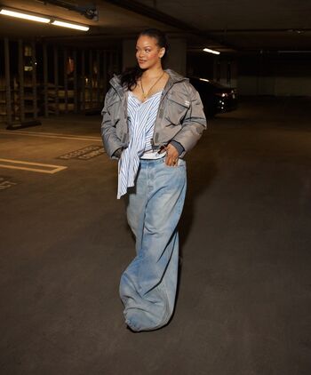 Full leaked Rihanna  page private onlyfans photo