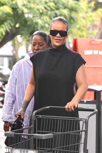 Full leaked Rihanna private onlyfans photo