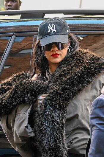 Full leaked Rihanna  page private onlyfans photo