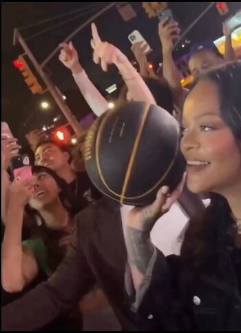 Full leaked Rihanna  page private onlyfans photo