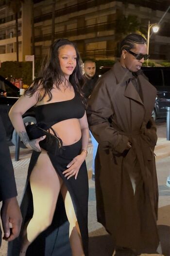 Full leaked Rihanna  page private onlyfans photo