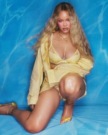 Full leaked Rihanna  page private onlyfans photo