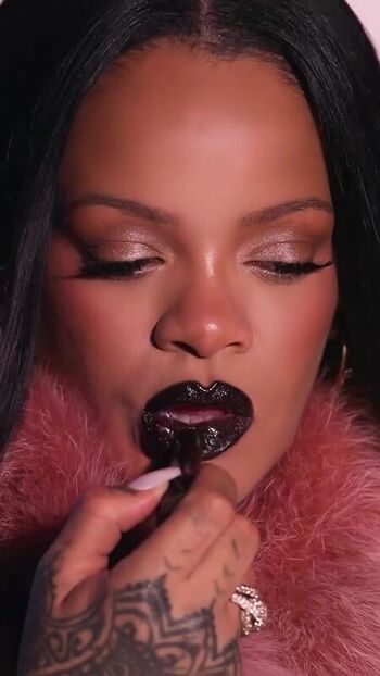 Full leaked Rihanna  page private onlyfans photo