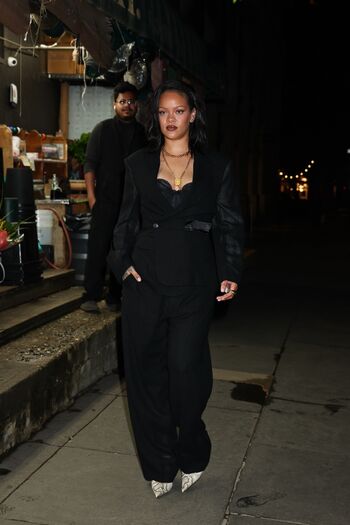 Full leaked Rihanna  page private onlyfans photo