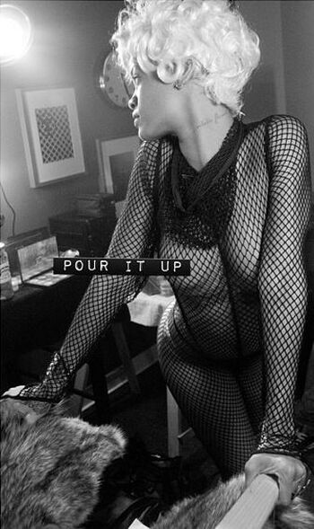 Full leaked Rihanna  page private onlyfans photo