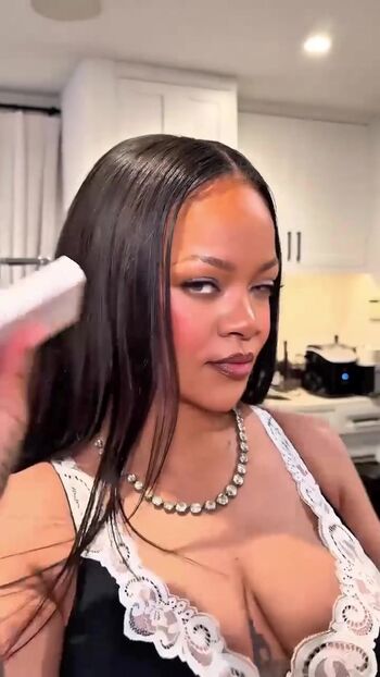 Full leaked Rihanna  page private onlyfans photo
