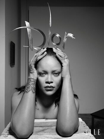 Full leaked Rihanna  page private onlyfans photo