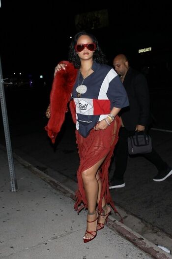 Full leaked Rihanna private onlyfans photo