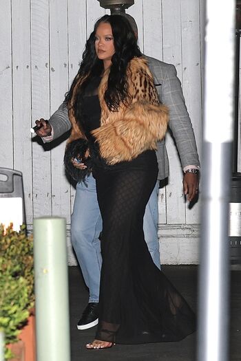 Full leaked Rihanna private onlyfans photo