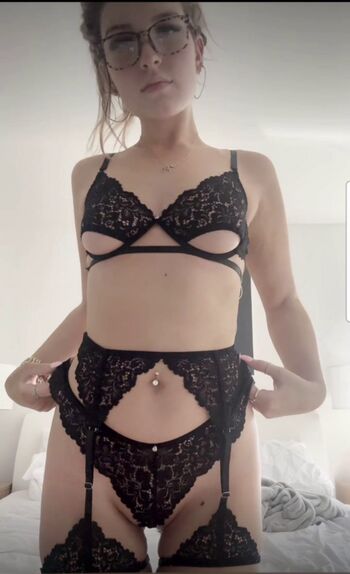 Full leaked Riley parson private onlyfans photo