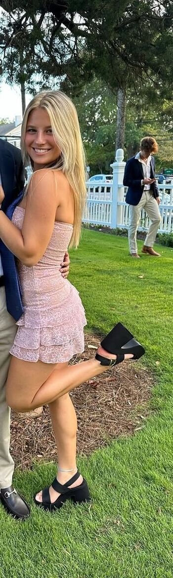 Full leaked Lunacantsee/ private onlyfans photo