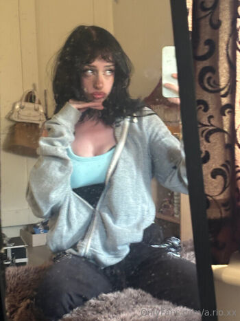 Full leaked Rio lawlor private onlyfans photo