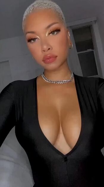 Full leaked Rio summers instagram model exposed private onlyfans photo