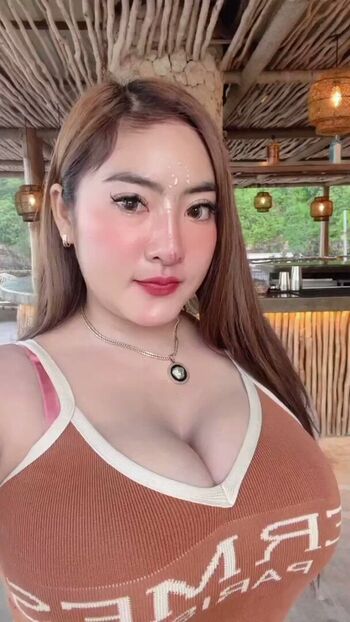 Full leaked Riska ariska private onlyfans photo