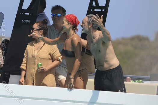 Full leaked Rita ora  page private onlyfans photo