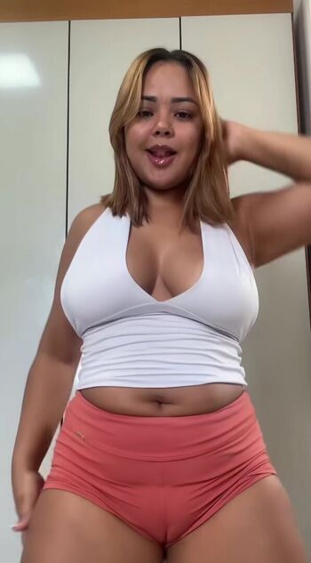Full leaked Roberta andrade private onlyfans photo