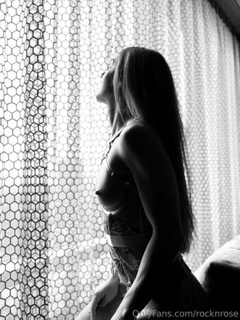 Full leaked Rocknrose page private onlyfans photo