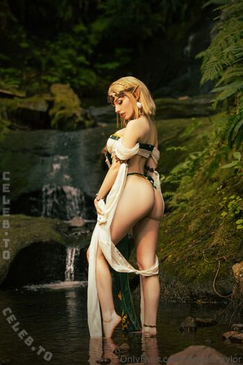 Full leaked Rolyatistaylor page private onlyfans photo