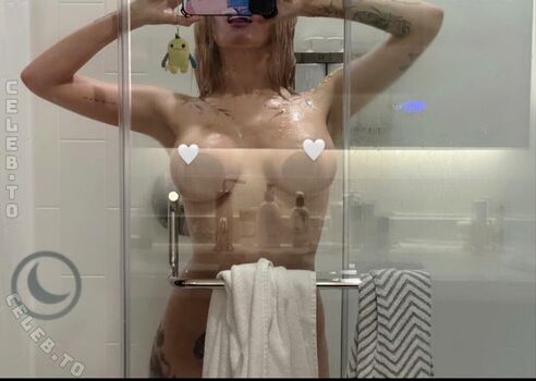 Full leaked Rolyatistaylor page private onlyfans photo