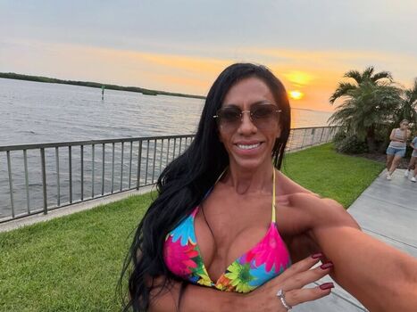 Full leaked Romina charlesworth private onlyfans photo