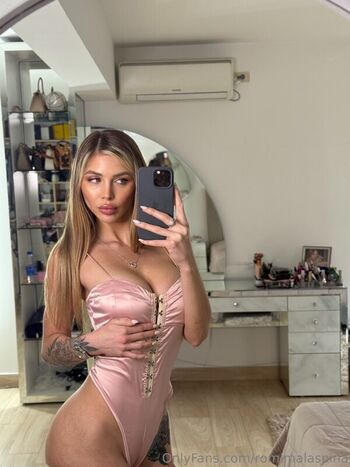 Full leaked Romina malaspina  page private onlyfans photo