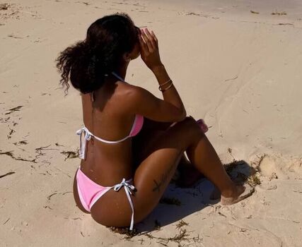 Full leaked Rominaszn private onlyfans photo