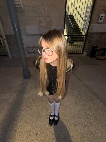 Full leaked Roro private onlyfans photo