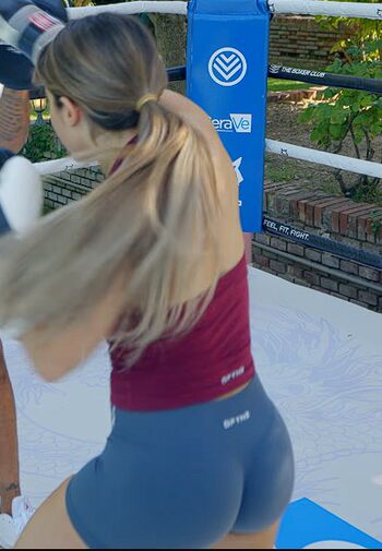 Full leaked Stellacinderella/ private onlyfans photo