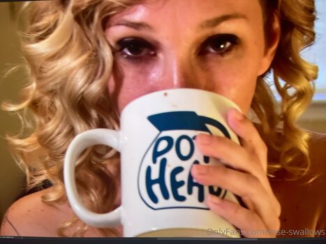 Full leaked Rose swallows private onlyfans photo