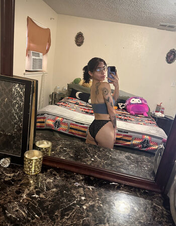 Full leaked Rose w page private onlyfans photo