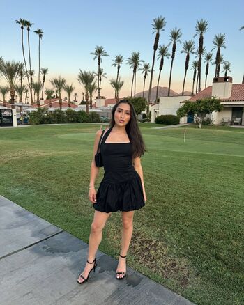 Full leaked Rose woo page private onlyfans photo