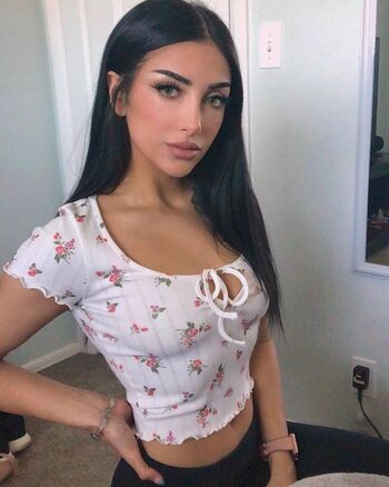 Rose Zara