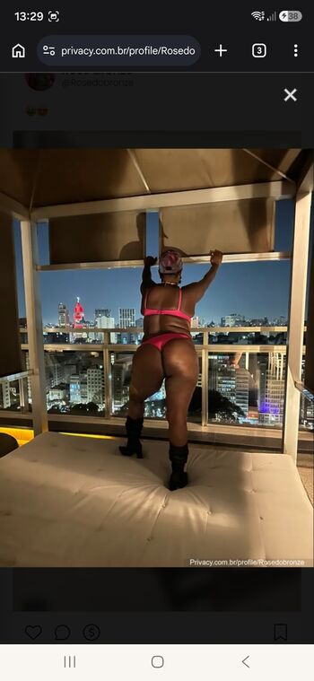 Full leaked Rosebronze private onlyfans photo