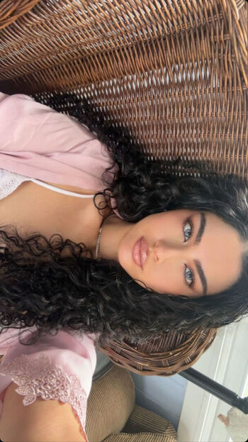 Full leaked Roseistheart private onlyfans photo